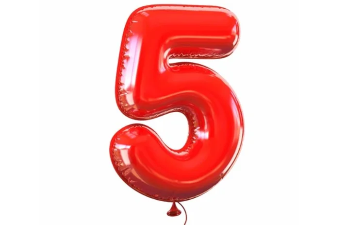 five-5-number-balloon