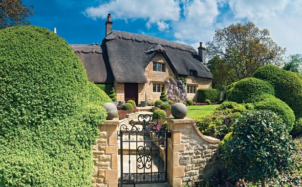 thatched cottage
