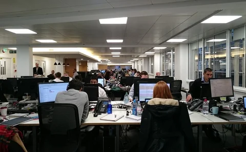 Xperia Z3 office test shot