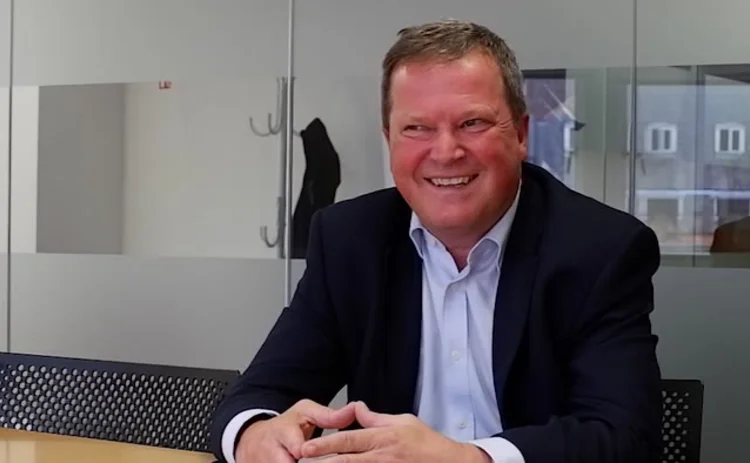 A broking minute with Neil Campling