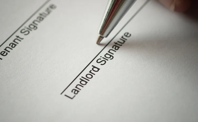 Pen poised to sign landlord contract