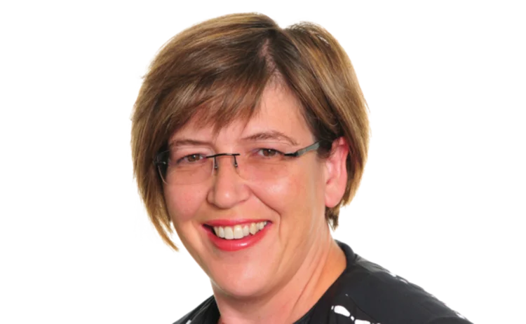 ceo-jo-causon-institute-of-customer-service-ipad