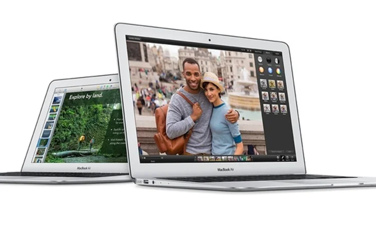 New Apple Macbook Air line-up side-by-side