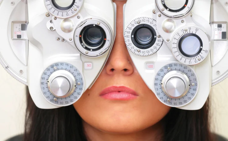 optician-eye-exam