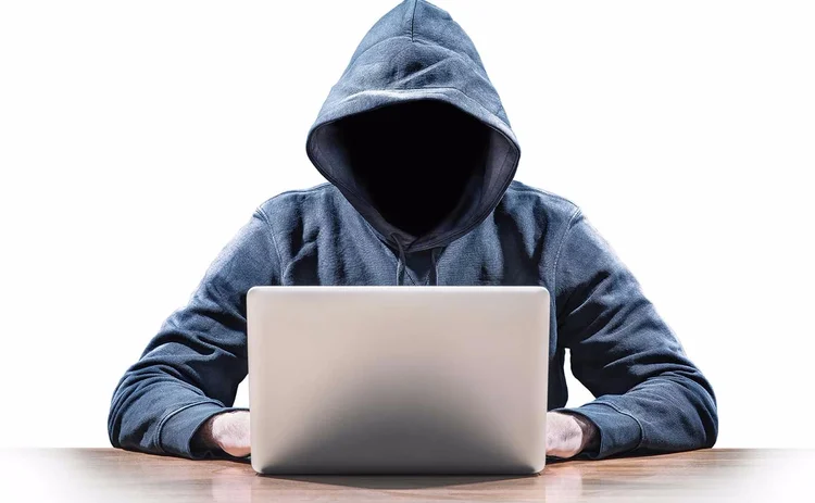 hacker-computer-laptop